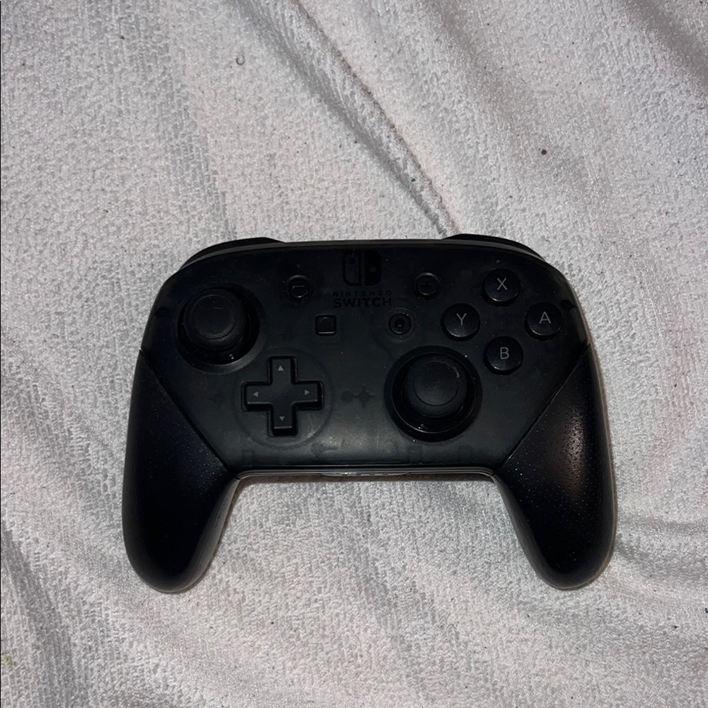 Nintendo Switch Pro Controller - Black